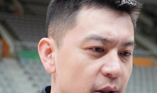 九游体育app-杨鸣：青岛并未因杨瀚森离队而实力下滑 我们要保持40分钟的活力